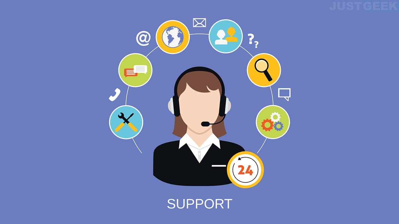 Illustration d'un support informatique : opératrice avec casque entourée d'icônes